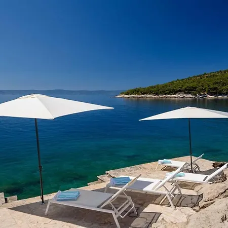 Luxury Beachfront Palazzo Di Mare With Private Heated Pool And Staff At The On Brac Island - Sumartin *