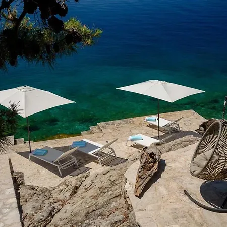 Luxury Beachfront Palazzo Di Mare With Private Heated Pool And Staff At The On Brac Island - Sumartin Villa *