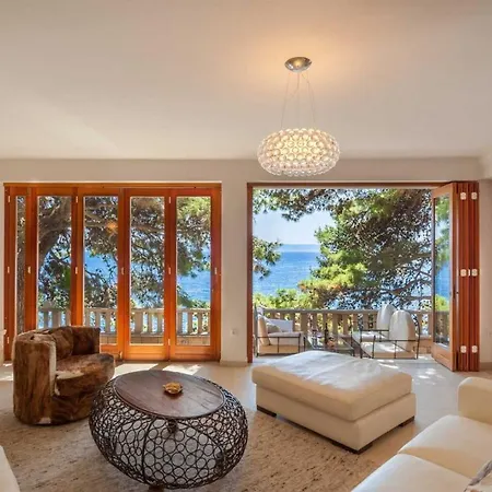 Luxury Beachfront Palazzo Di Mare With Private Heated Pool And Staff At The On Brac Island - Sumartin