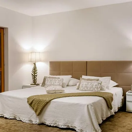 Luxury Beachfront Palazzo Di Mare With Private Heated Pool And Staff At The On Brac Island - Sumartin * Selca (Brac)