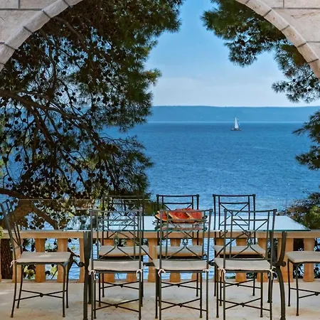 Villa Luxury Beachfront Palazzo Di Mare With Private Heated Pool And Staff At The On Brac Island - Sumartin