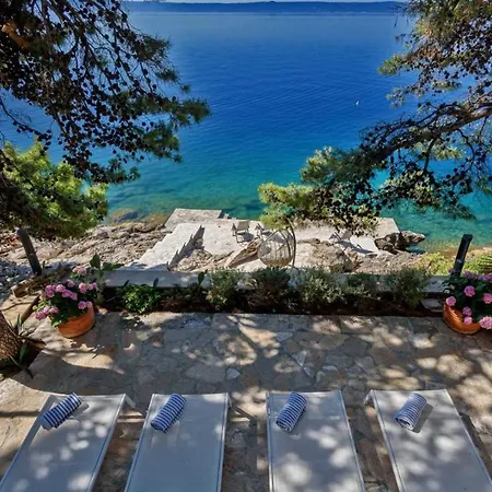 Luxury Beachfront Palazzo Di Mare With Private Heated Pool And Staff At The On Brac Island - Sumartin Selca (Brac)