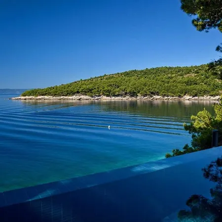 Luxury Beachfront Palazzo Di Mare With Private Heated Pool And Staff At The On Brac Island - Sumartin * Selca (Brac)