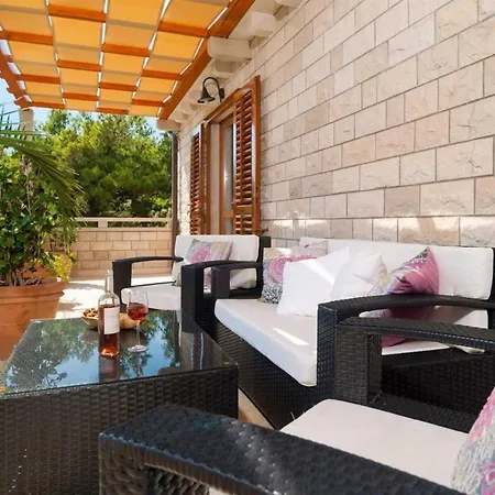 Villa Luxury Beachfront Palazzo Di Mare With Private Heated Pool And Staff At The On Brac Island - Sumartin Selca (Brac)