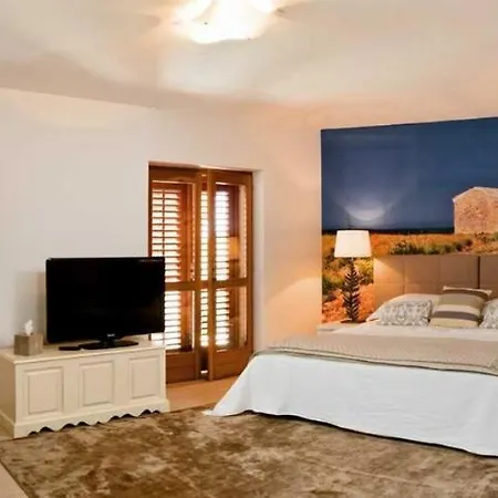 Villa Luxury Beachfront Palazzo Di Mare With Private Heated Pool And Staff At The On Brac Island - Sumartin Selca (Brac)