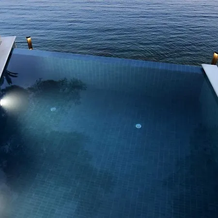 Villa Luxury Beachfront Palazzo Di Mare With Private Heated Pool And Staff At The On Brac Island - Sumartin