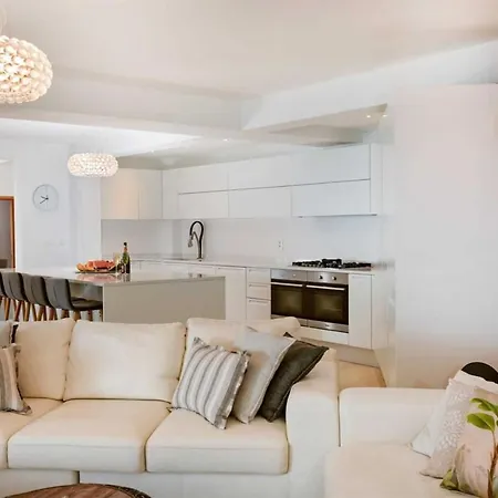 Luxury Beachfront Palazzo Di Mare With Private Heated Pool And Staff At The On Brac Island - Sumartin Villa