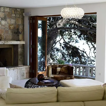 Luxury Beachfront Palazzo Di Mare With Private Heated Pool And Staff At The On Brac Island - Sumartin * Selca (Brac)